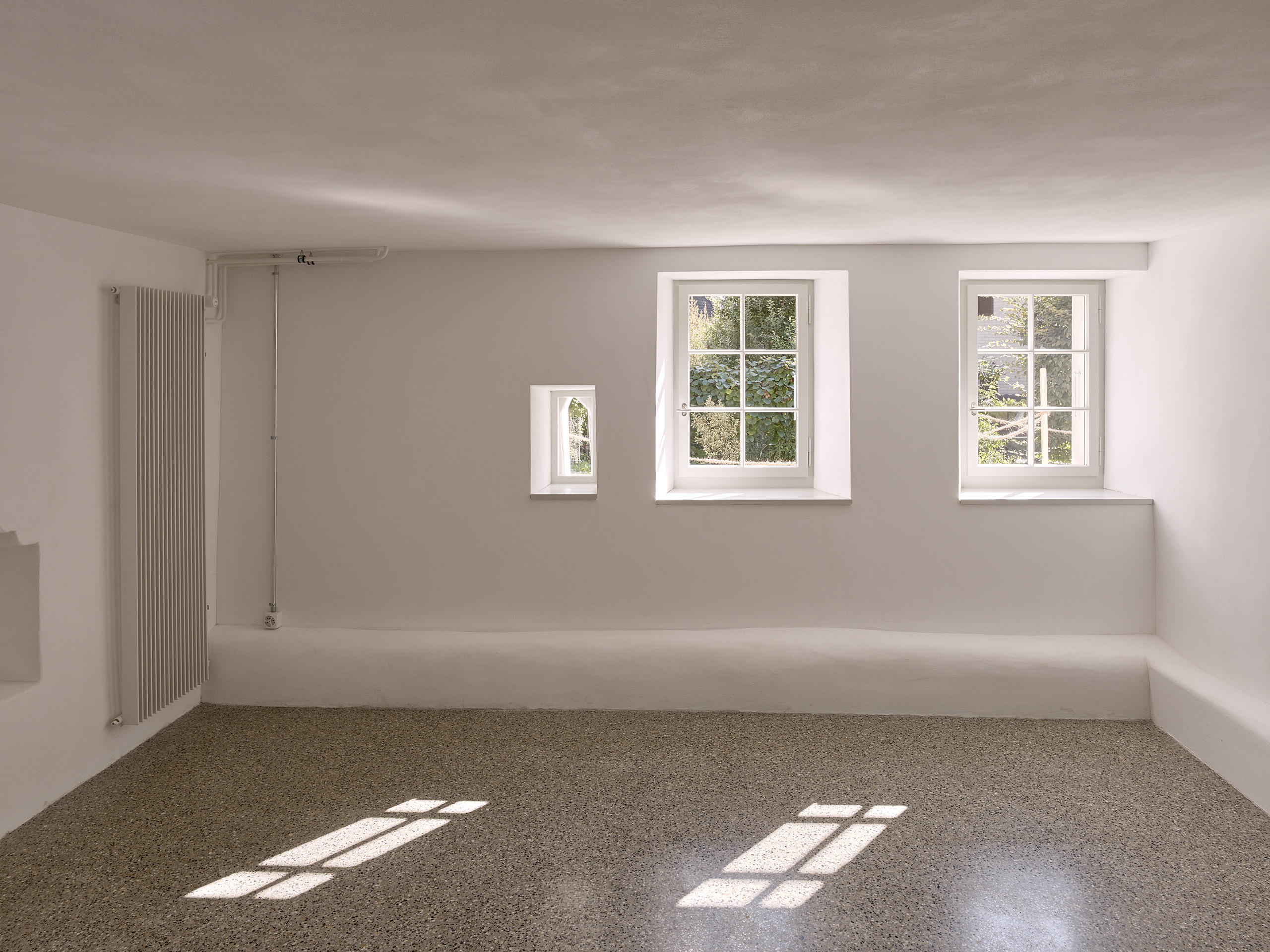 E19715 Alpa 094317 SCREEN